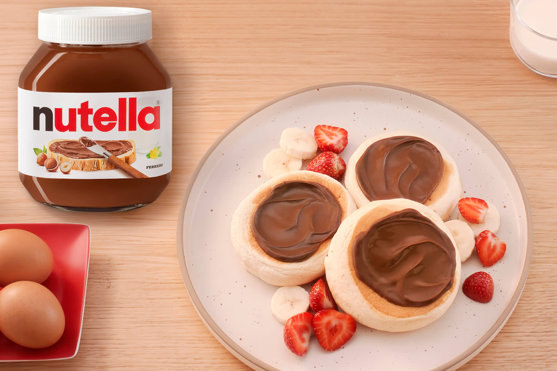 Nutella®'lı pofuduk pankekler