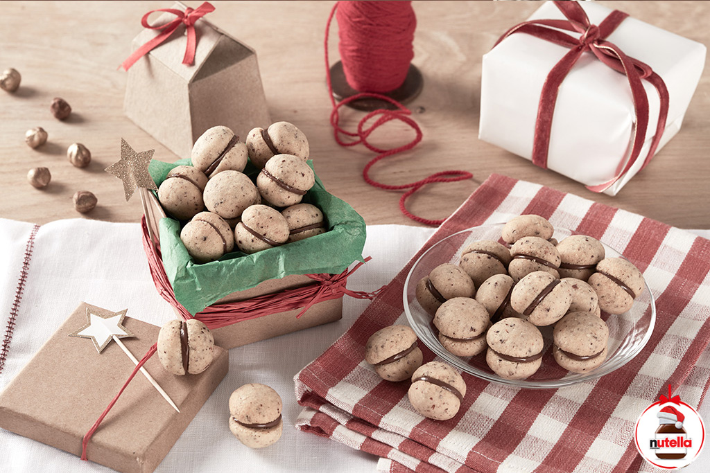 Christmas Hazelnut Cookies with Nutella® | Holiday Recipes