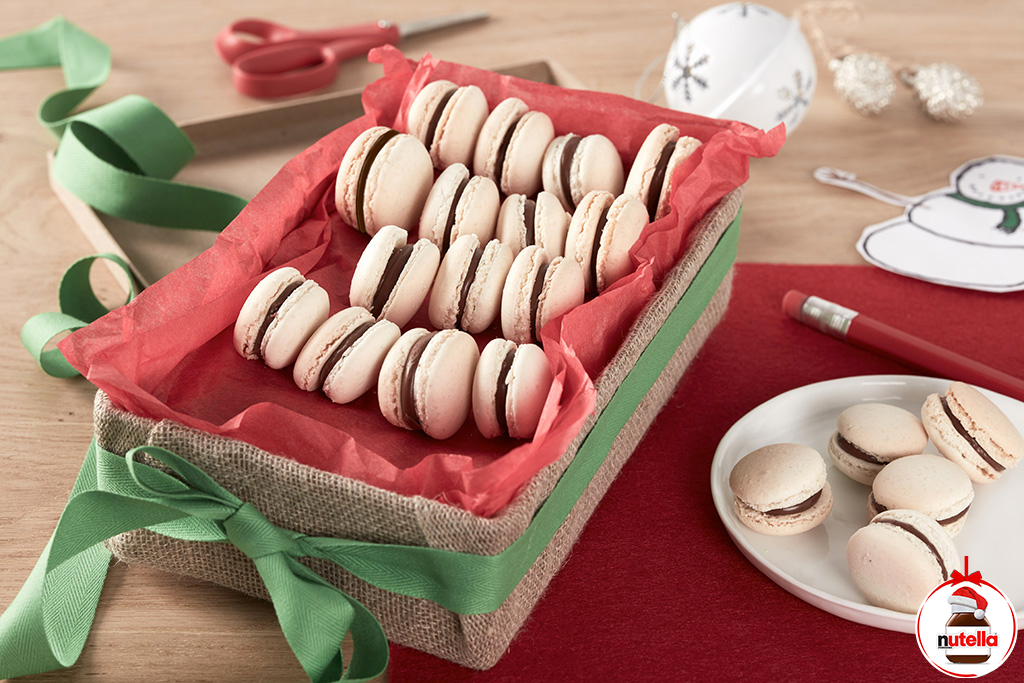 Christmas Macarons with Nutella® | Holiday Recipes