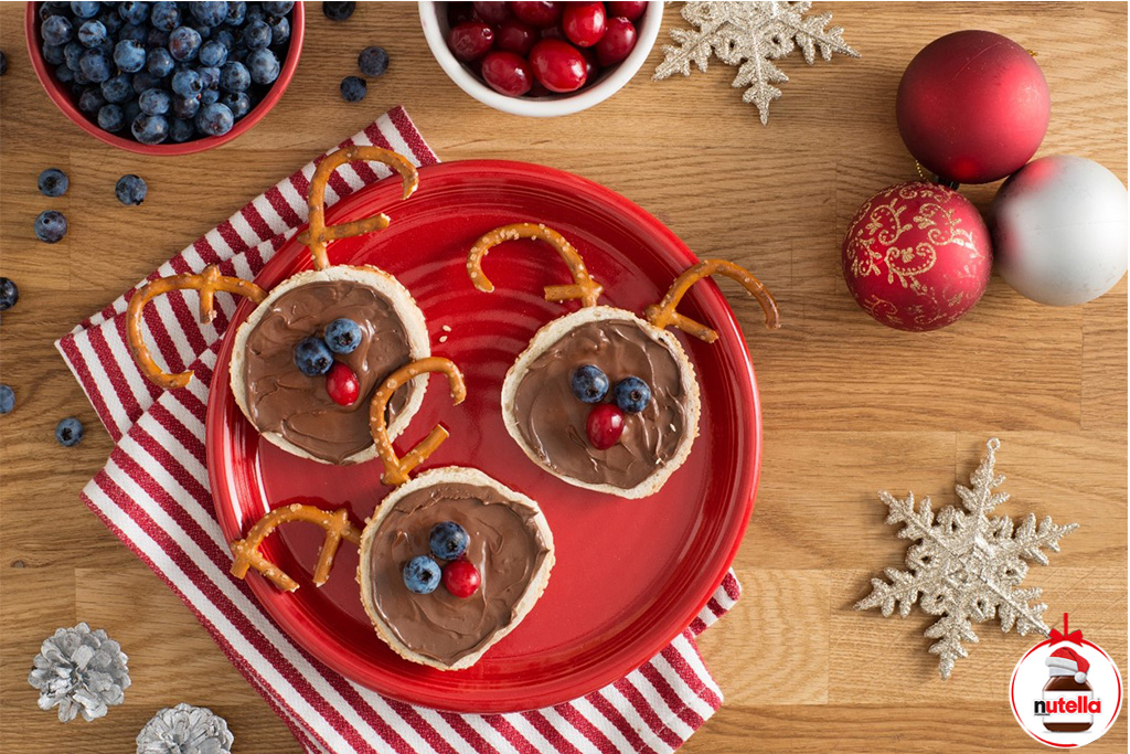 Christmas Reindeer Bagel with Nutella® | Holiday Recipes