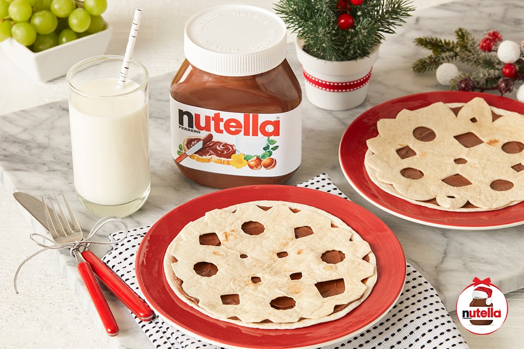 Christmas Tortilla Snowflakes with Nutella® | Holiday Recipes